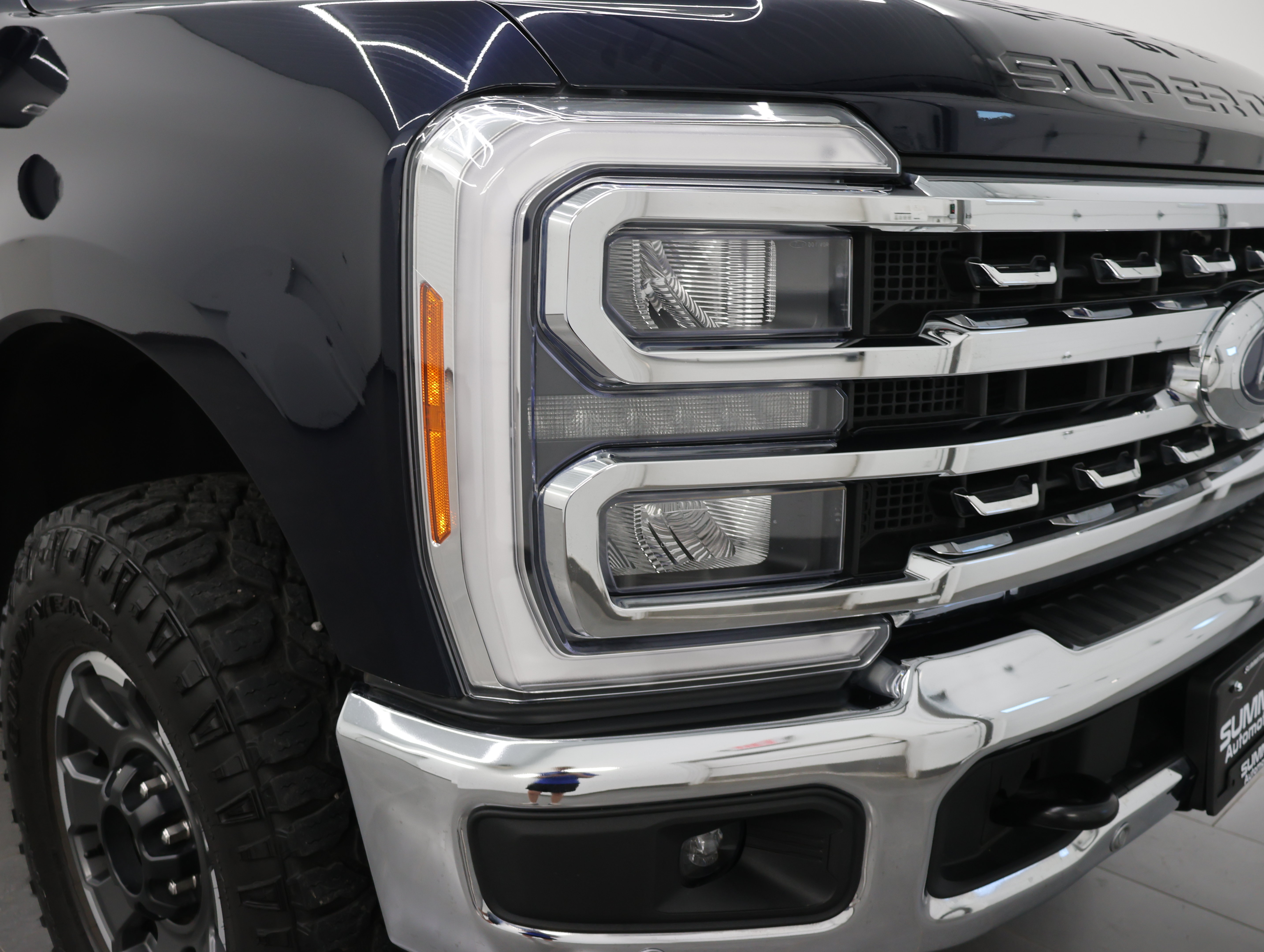Used 2023 Ford F350 Lariat w/ Lariat Ultimate Package AWD/4WD image 24