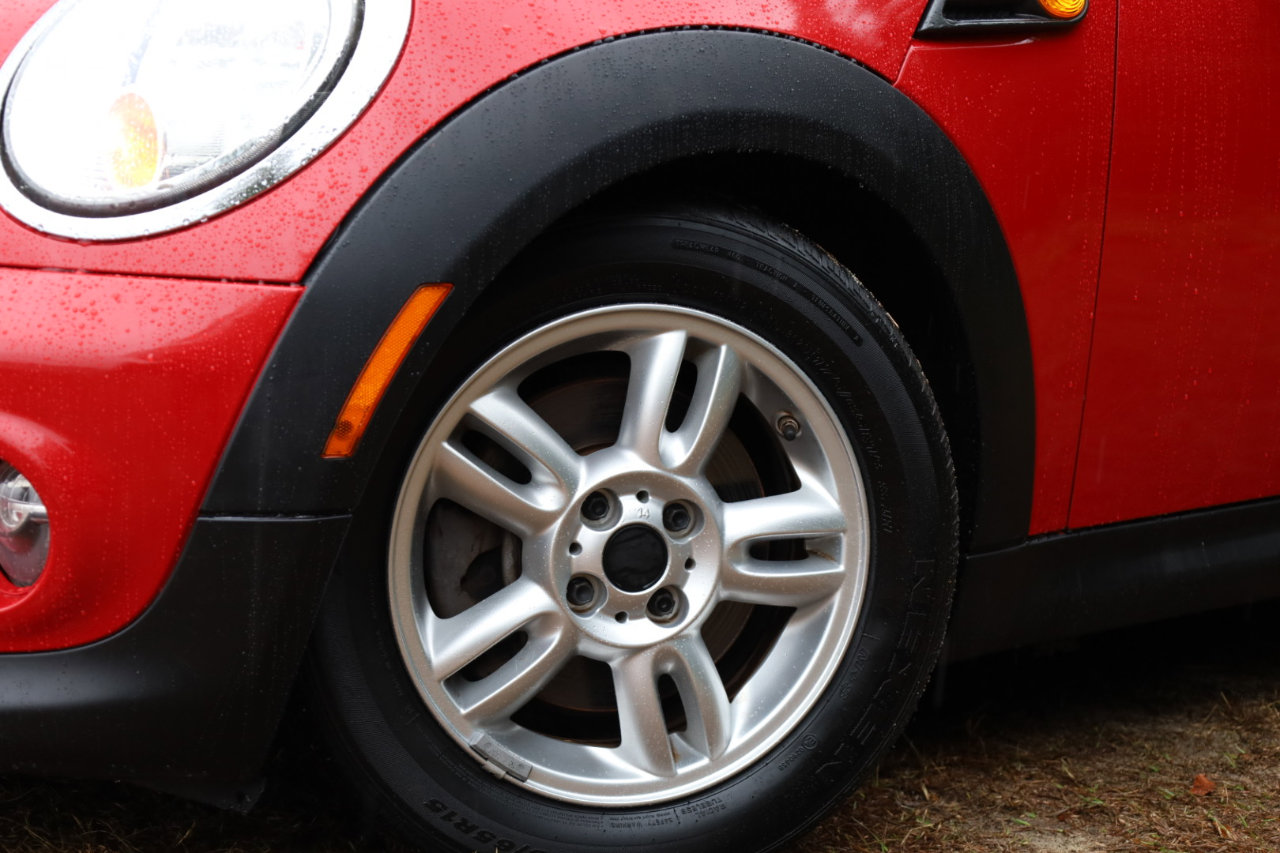 Used 2013 MINI Cooper Hardtop image 16