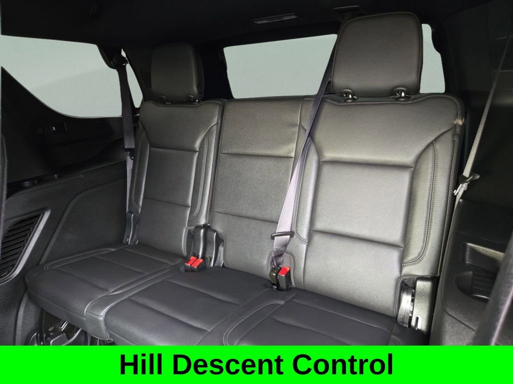 Used 2024 Chevrolet Tahoe Z71 w/ Luxury Package image 17