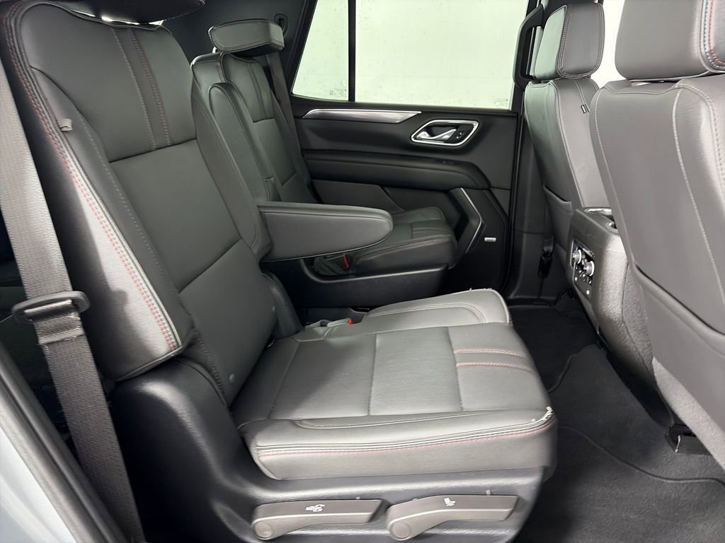 Used 2024 Chevrolet Tahoe RST w/ Luxury Package AWD/4WD image 29