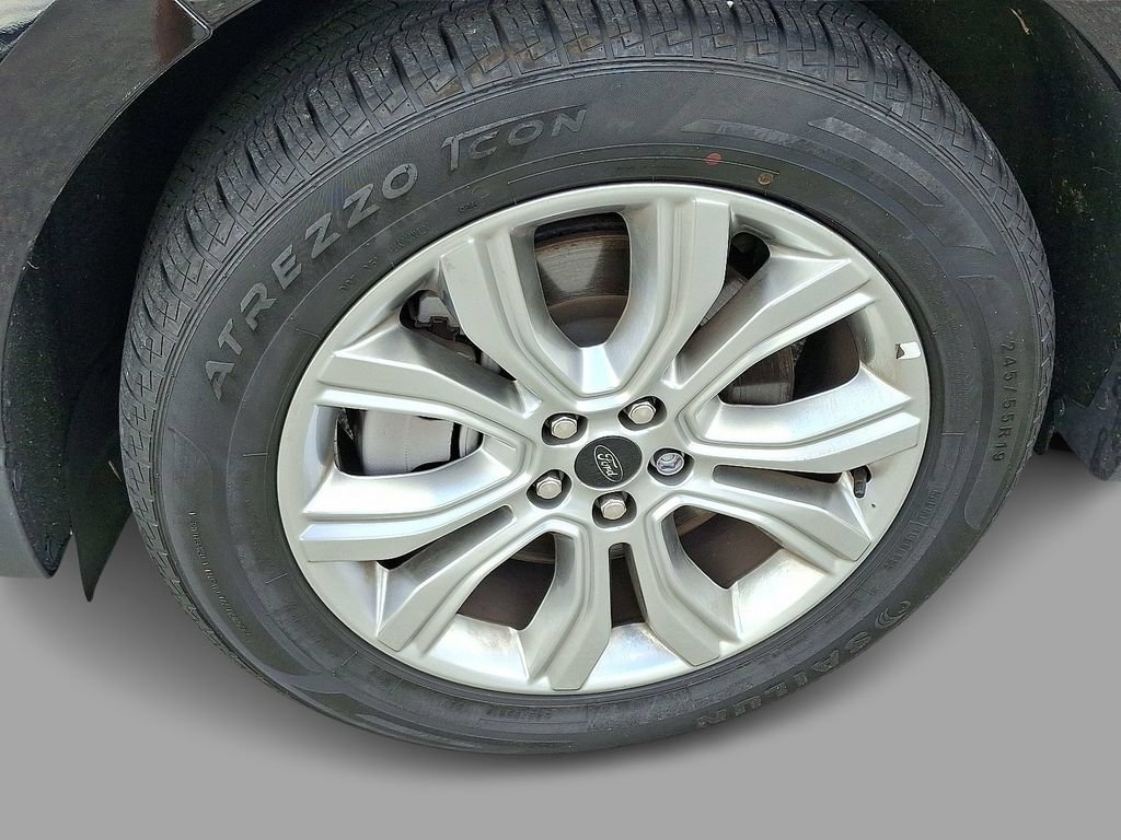 Used 2024 Ford Edge Titanium AWD/4WD image 8