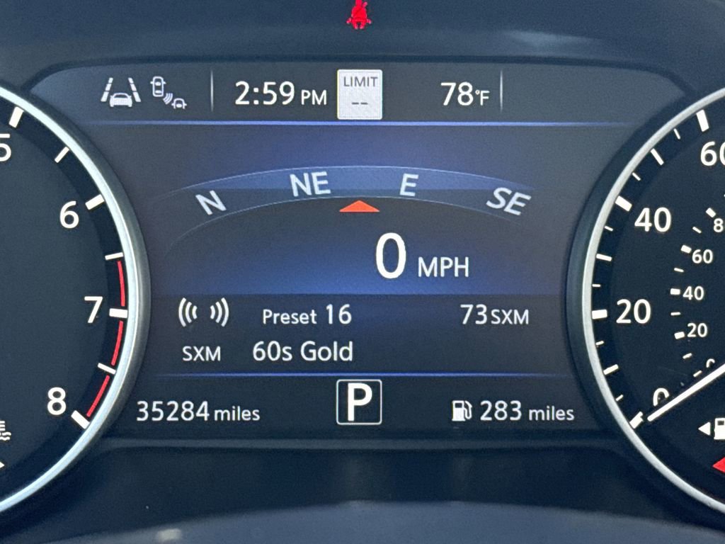 Used 2021 Nissan Murano Platinum w/ Cargo Package image 11