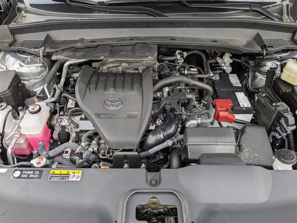 Used 2025 Toyota Grand Highlander AWD image 43