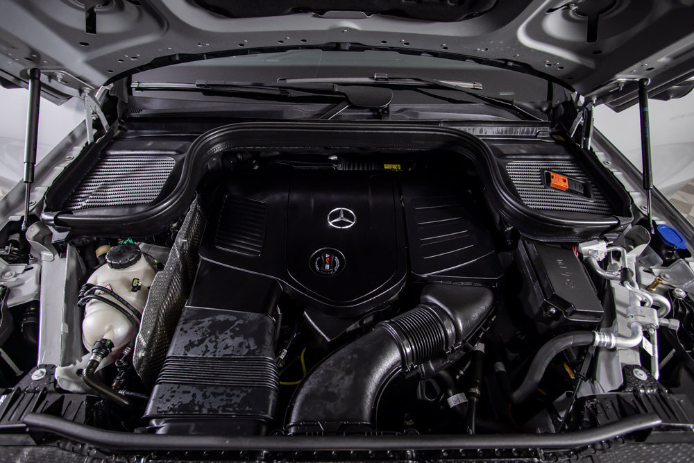 Used 2025 Mercedes-Benz GLE 450e 4MATIC w/ AMG Line Exterior image 49