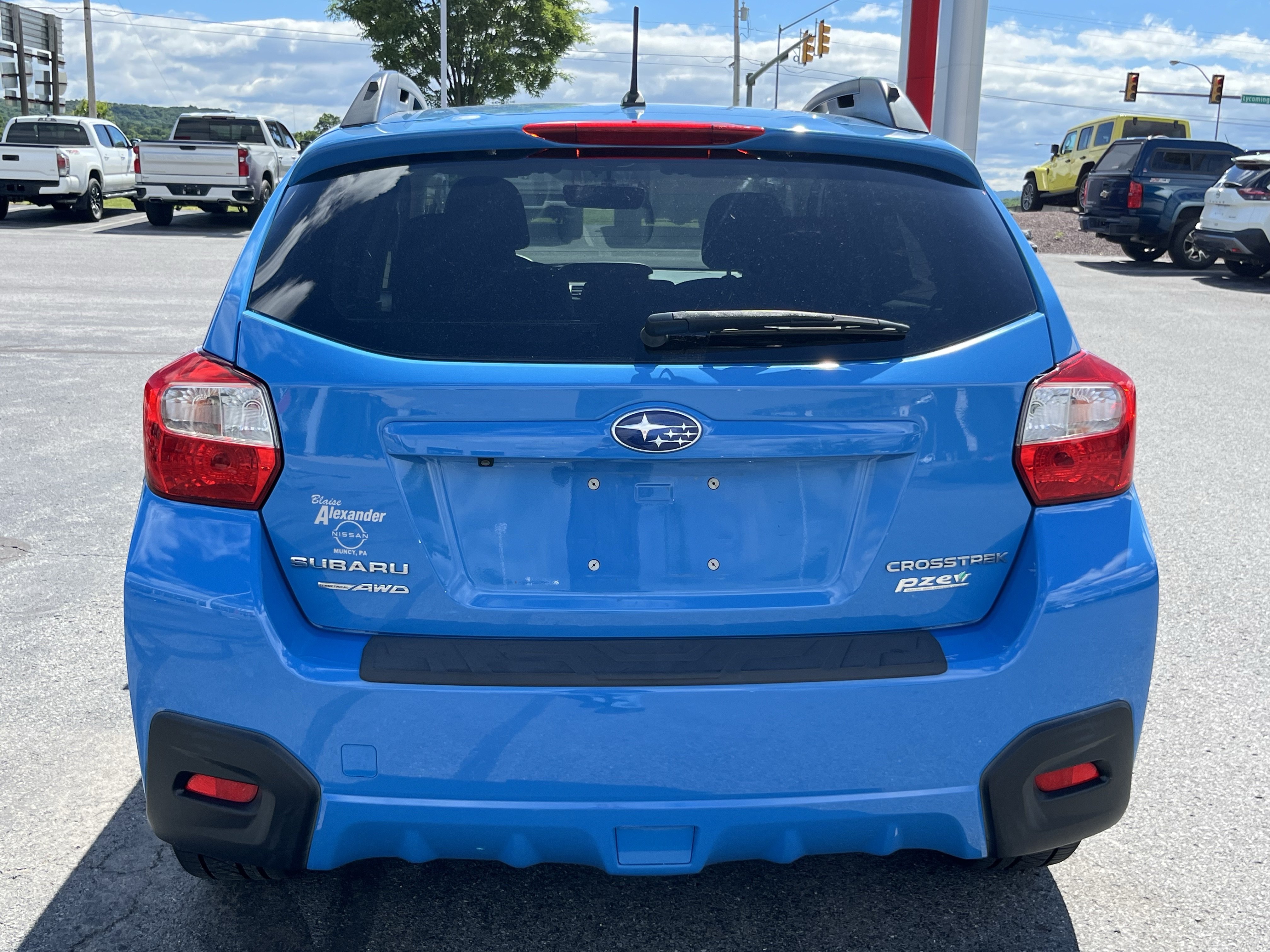 Used 2017 Subaru Crosstrek 2.0i Premium AWD/4WD image 6