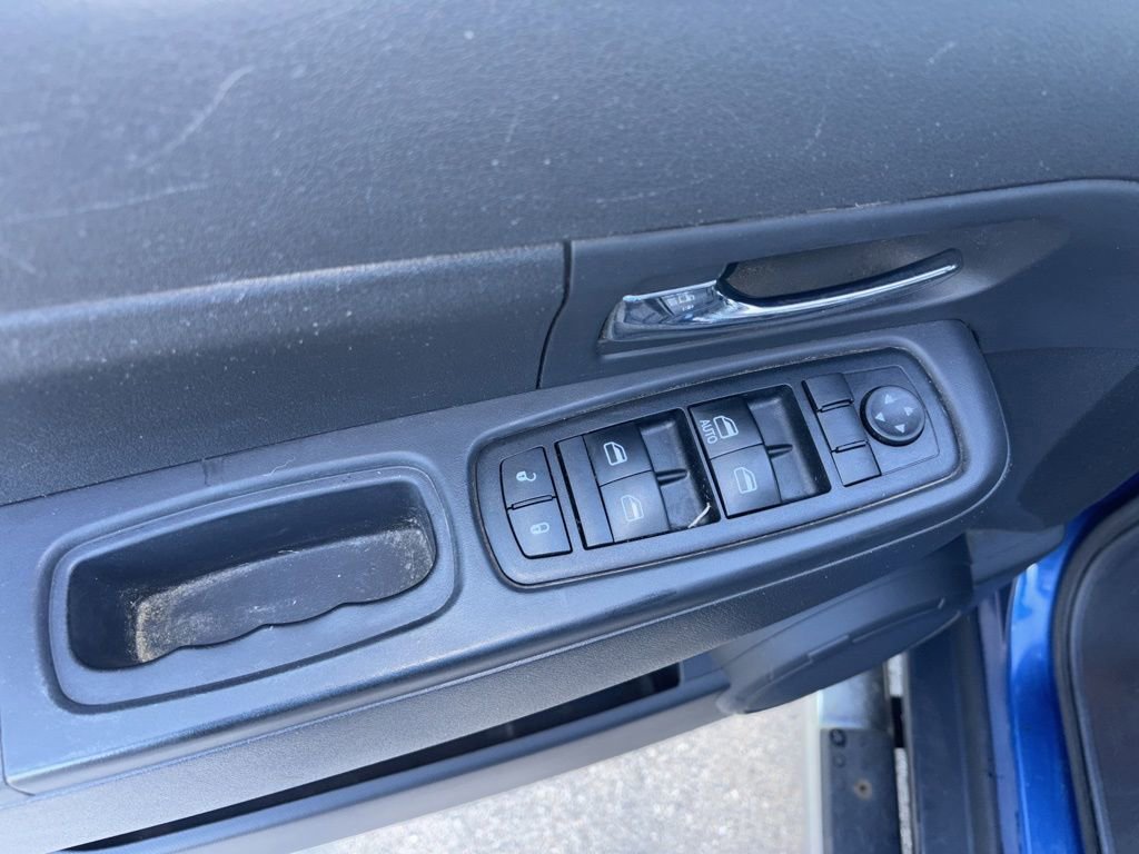 Used 2010 Jeep Liberty Sport w/ Popular Equipment Group AWD/4WD image 10