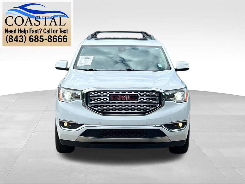 Used 2019 GMC Acadia Denali w/ Technology Package FWD image 2