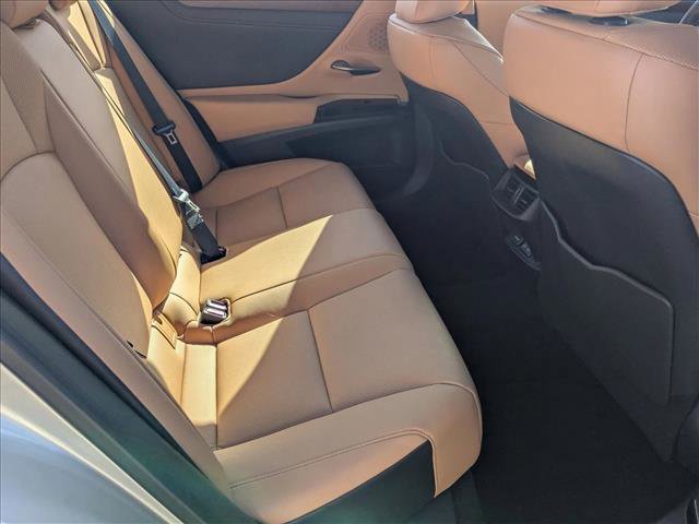Used 2024 Lexus ES 350 w/ Premium Package image 19