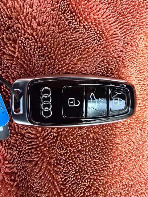 New 2026 Audi SQ7 Prestige AWD/4WD image 42