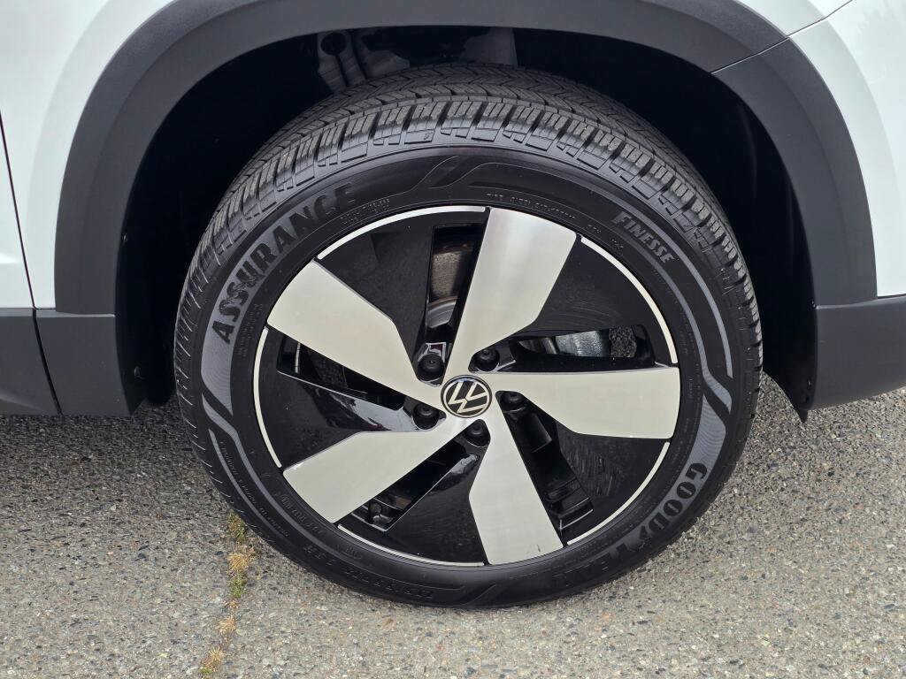 Used 2023 Volkswagen Taos S AWD/4WD image 9