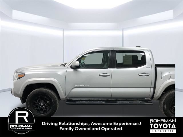 Used 2022 Toyota Tacoma SR5 AWD/4WD image 3