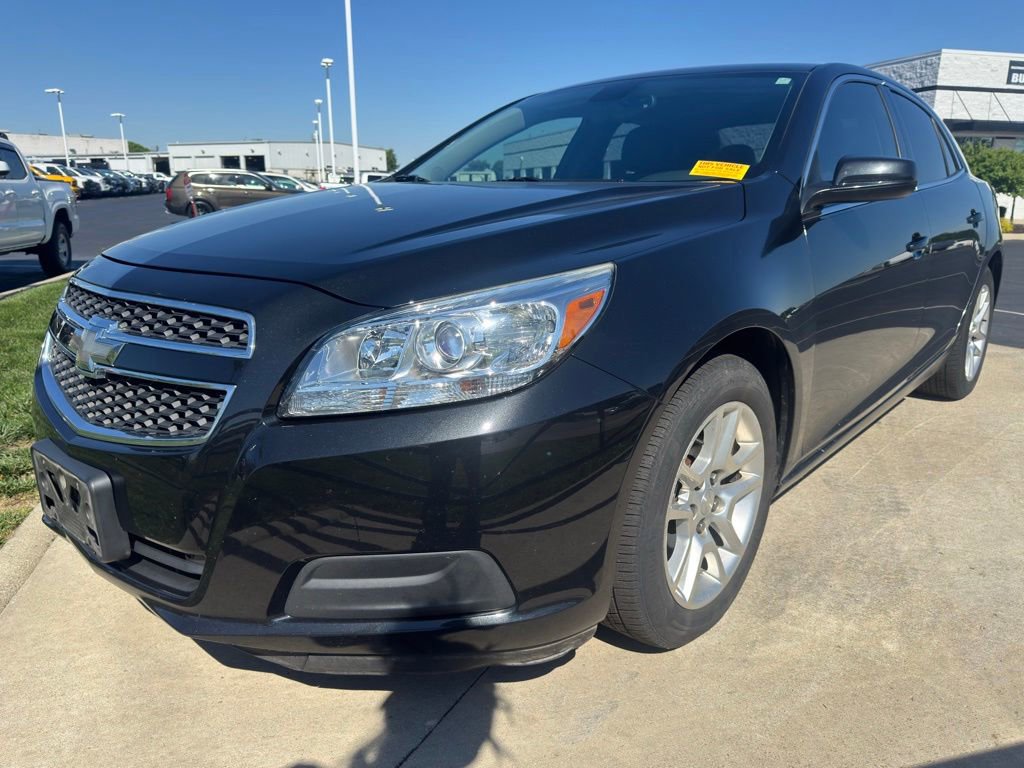 Used 2013 Chevrolet Malibu Eco w/ Power Convenience Package FWD image 3
