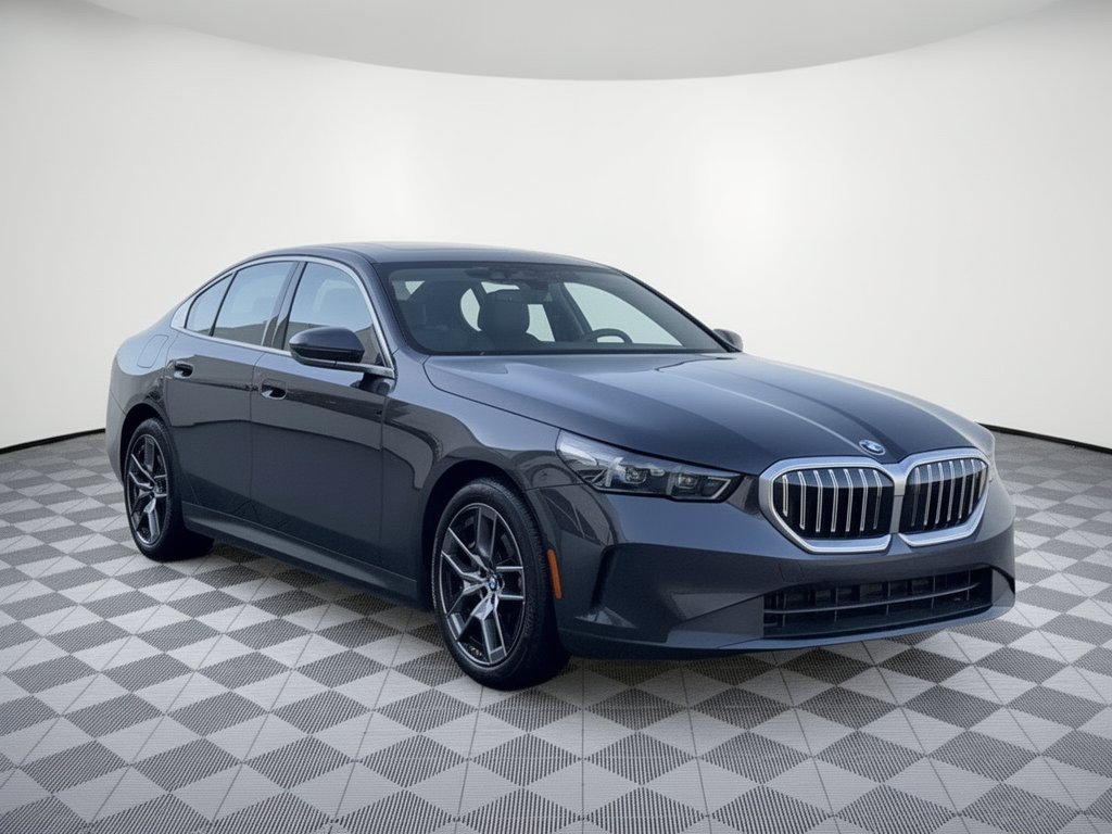 Certified 2026 BMW 530i RWD image 7