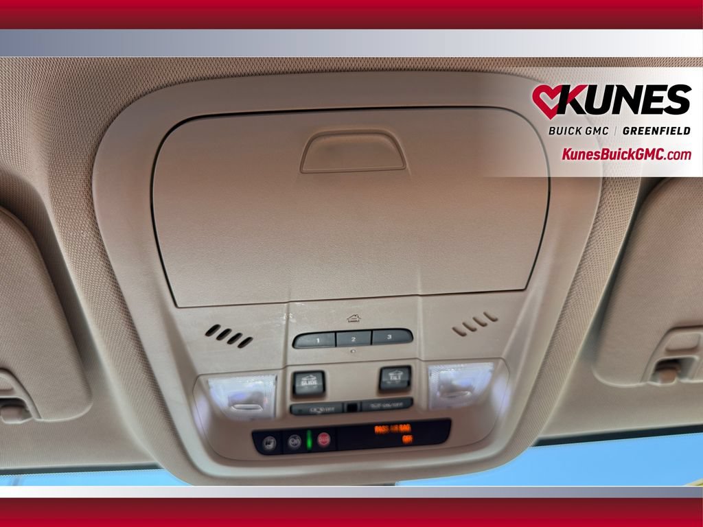 Used 2019 GMC Acadia SLT AWD/4WD image 16