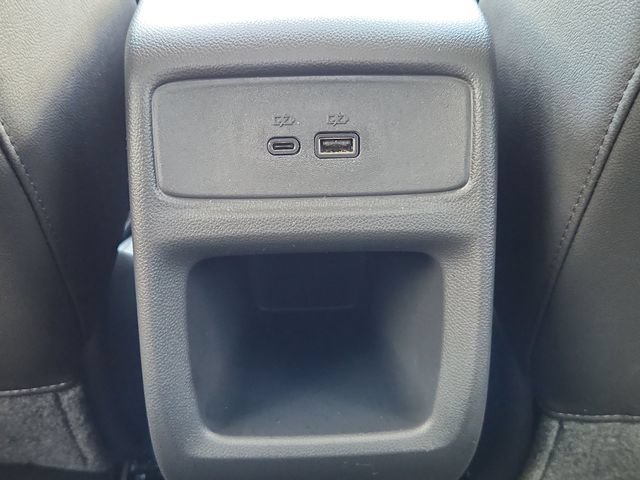 New 2026 Chevrolet Trax LT w/ LT Convenience Package FWD image 17