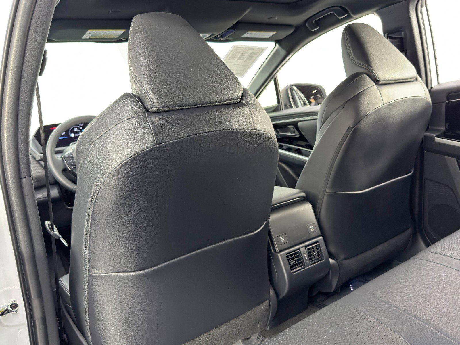 Used 2024 Toyota bZ4X Limited image 31