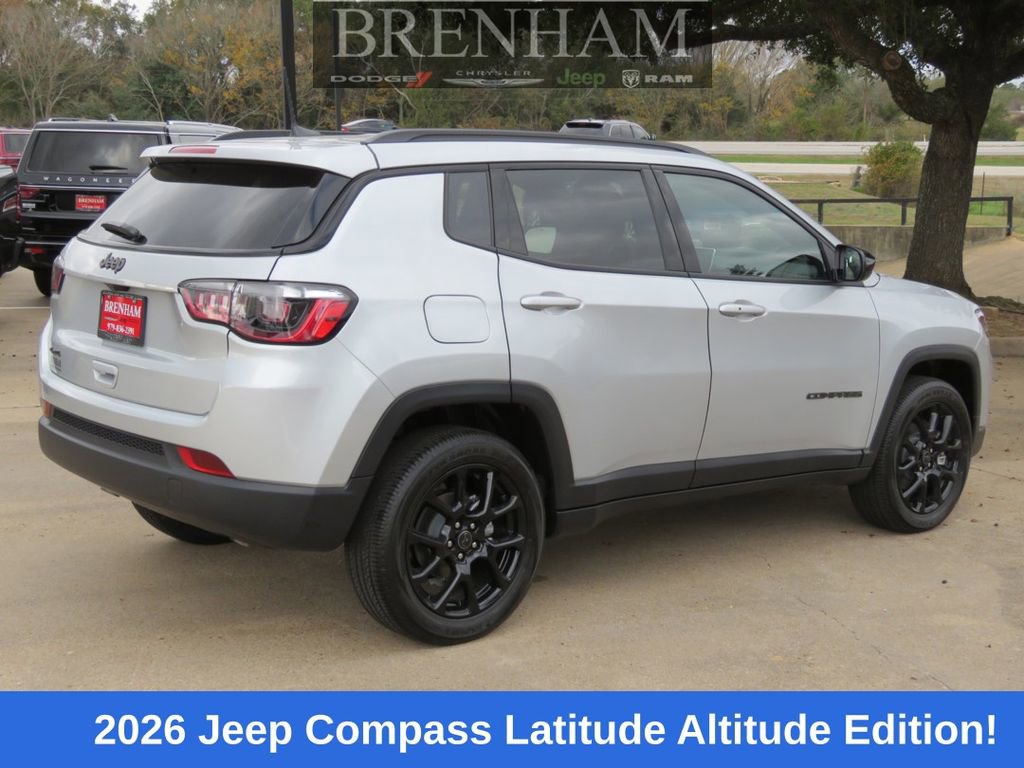 New 2026 Jeep Compass Latitude image 3