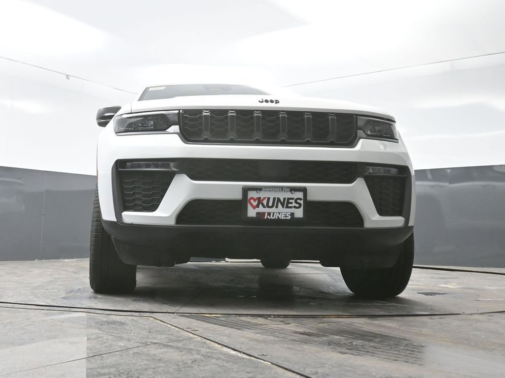 New 2026 Jeep Grand Cherokee Limited w/ Limited Altitude Package image 41
