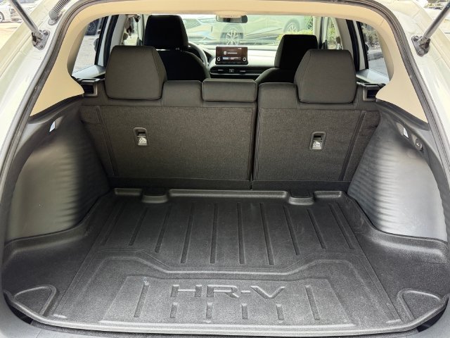 Used 2025 Honda HR-V LX image 16