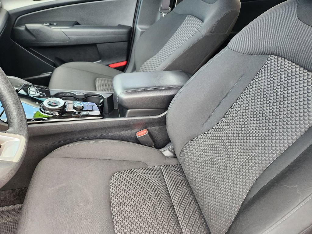 Certified 2023 Kia Sportage LX image 10