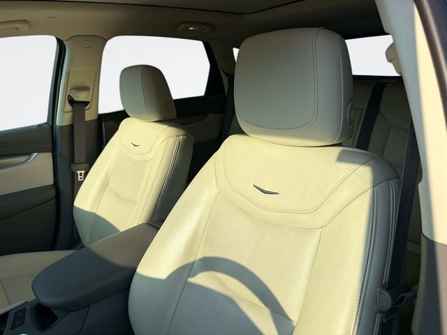 Used 2021 Cadillac XT5 Premium Luxury FWD image 22