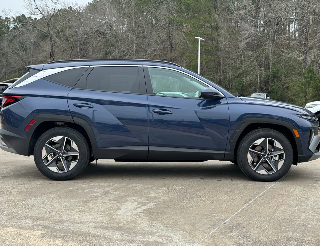 New 2025 Hyundai Tucson SEL FWD image 10