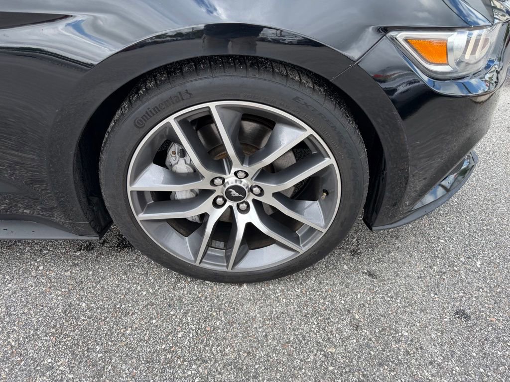 Used 2015 Ford Mustang GT Premium RWD image 4