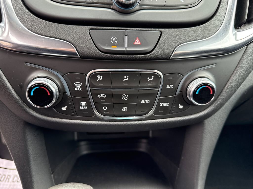 Used 2022 Chevrolet Equinox LT image 31