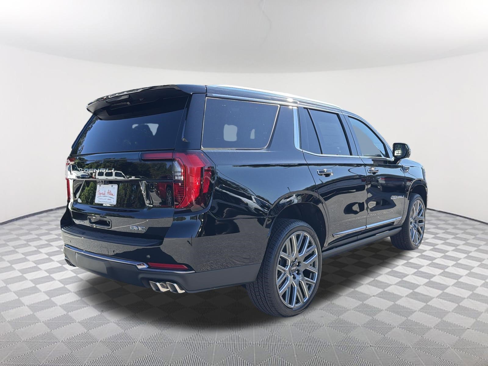 New 2026 GMC Yukon Denali Ultimate w/ LPO, Floor Liner Package AWD/4WD image 6