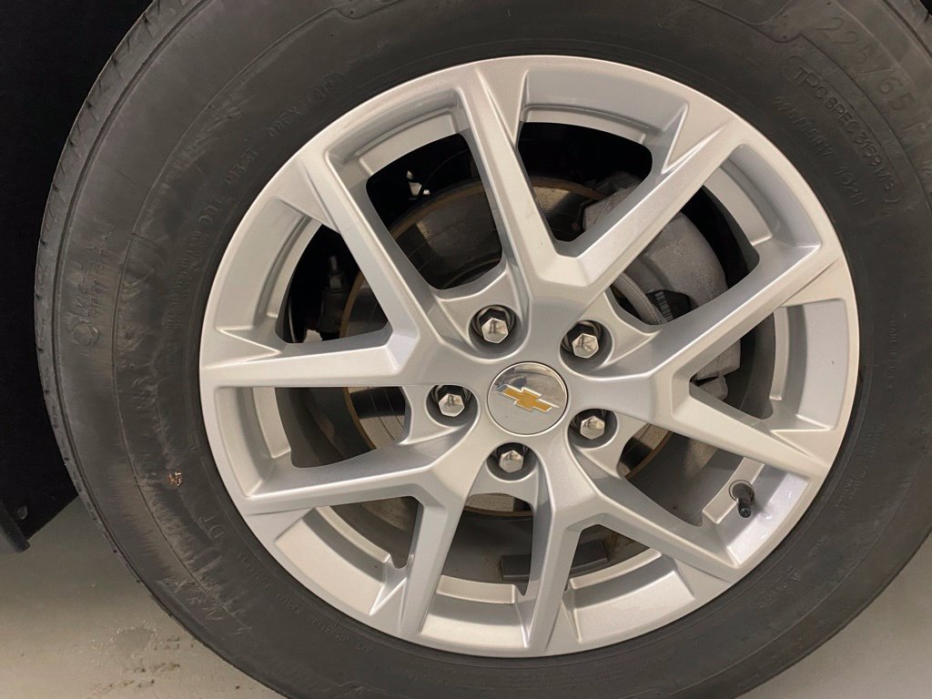 Used 2024 Chevrolet Equinox LT w/ LPO, Floor Liner Package FWD image 24