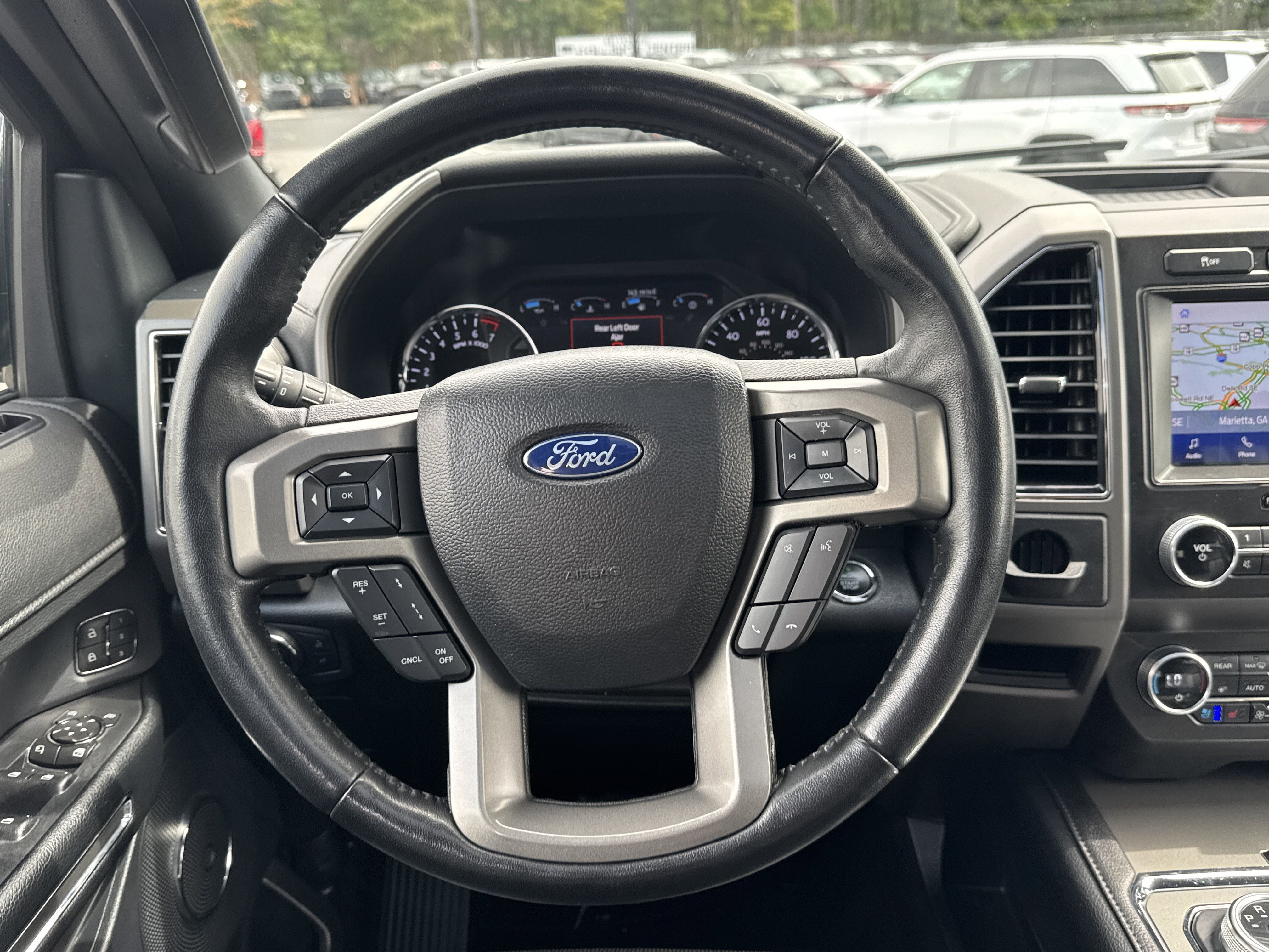 Used 2021 Ford Expedition XLT image 31