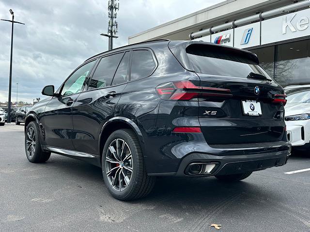 New 2026 BMW X5 xDrive40i image 3