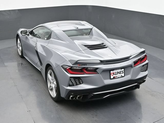 Used 2024 Chevrolet Corvette Stingray Preferred Conv w/ Z51 Performance Package RWD image 39