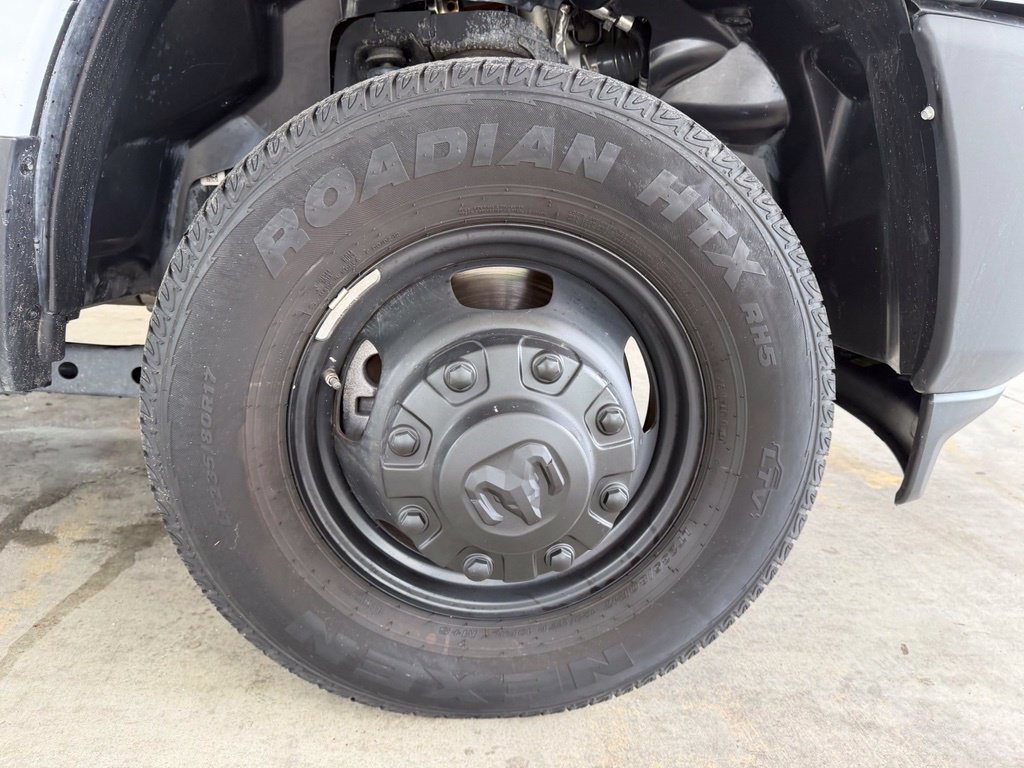 Used 2025 RAM 3500 Tradesman AWD/4WD image 23