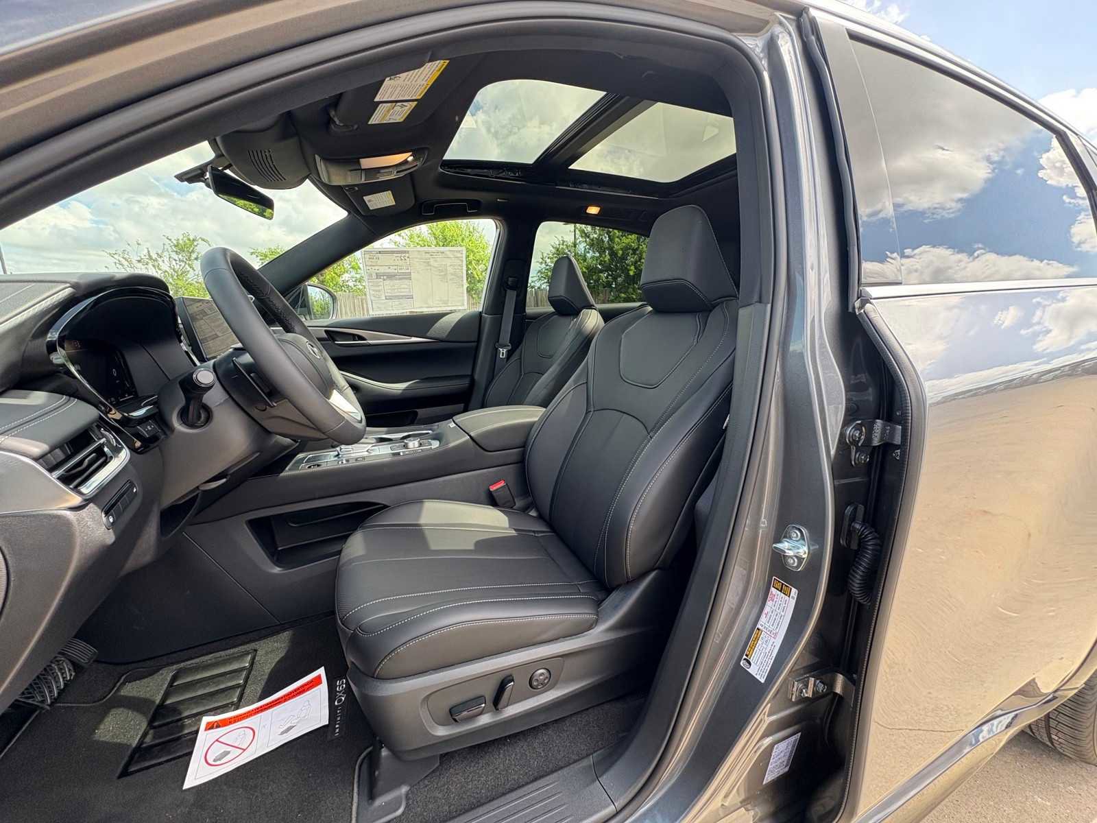 New 2027 INFINITI QX65 Luxe w/ Cargo Package AWD/4WD image 15