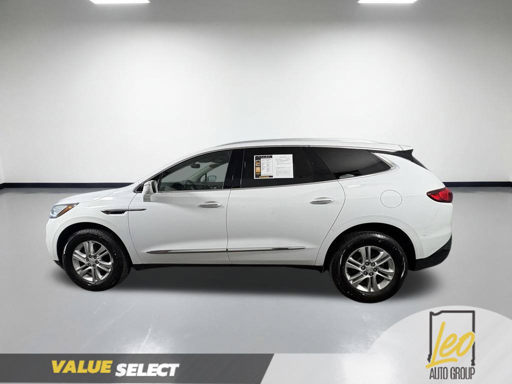 Used 2019 Buick Enclave Essence FWD image 2