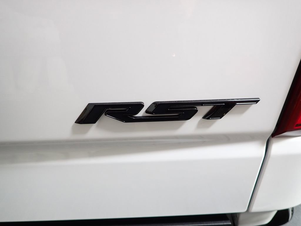 New 2026 Chevrolet Silverado 1500 RST w/ Dark Appearance Package AWD/4WD image 17
