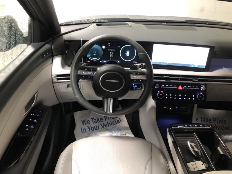 Used 2025 Hyundai Tucson Limited image 29