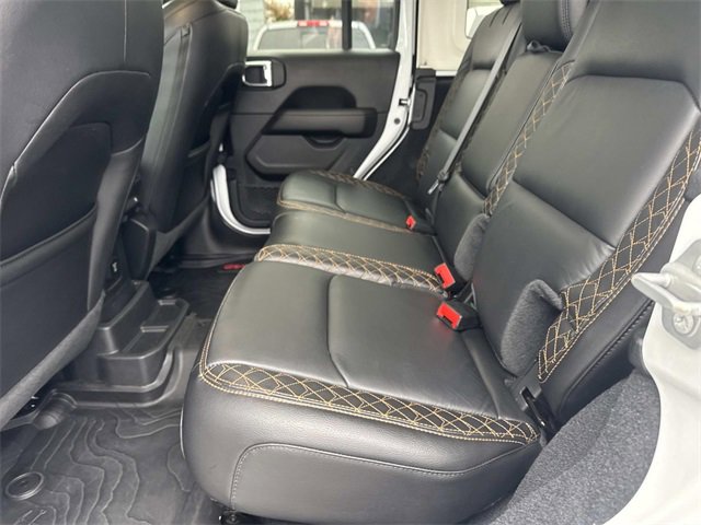 Used 2020 Jeep Wrangler Unlimited Sahara image 15