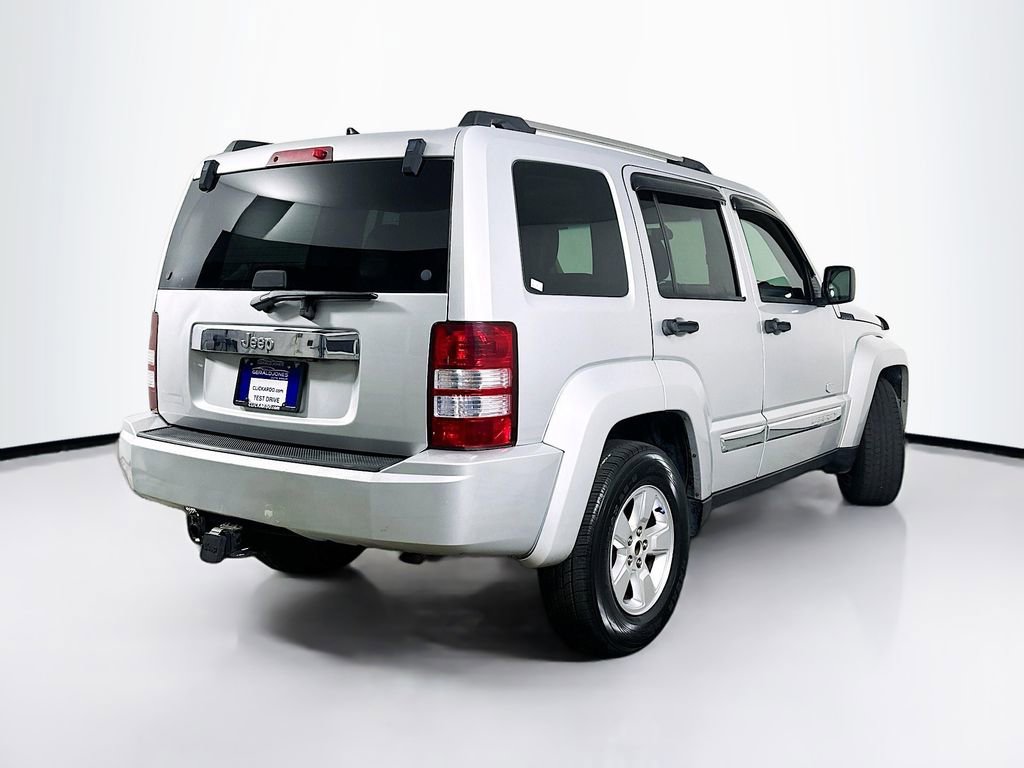 Used 2011 Jeep Liberty 70th Anniversary image 7