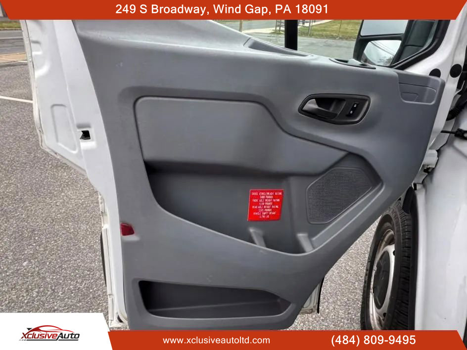 Used 2016 Ford Transit 250 130 Low Roof image 9