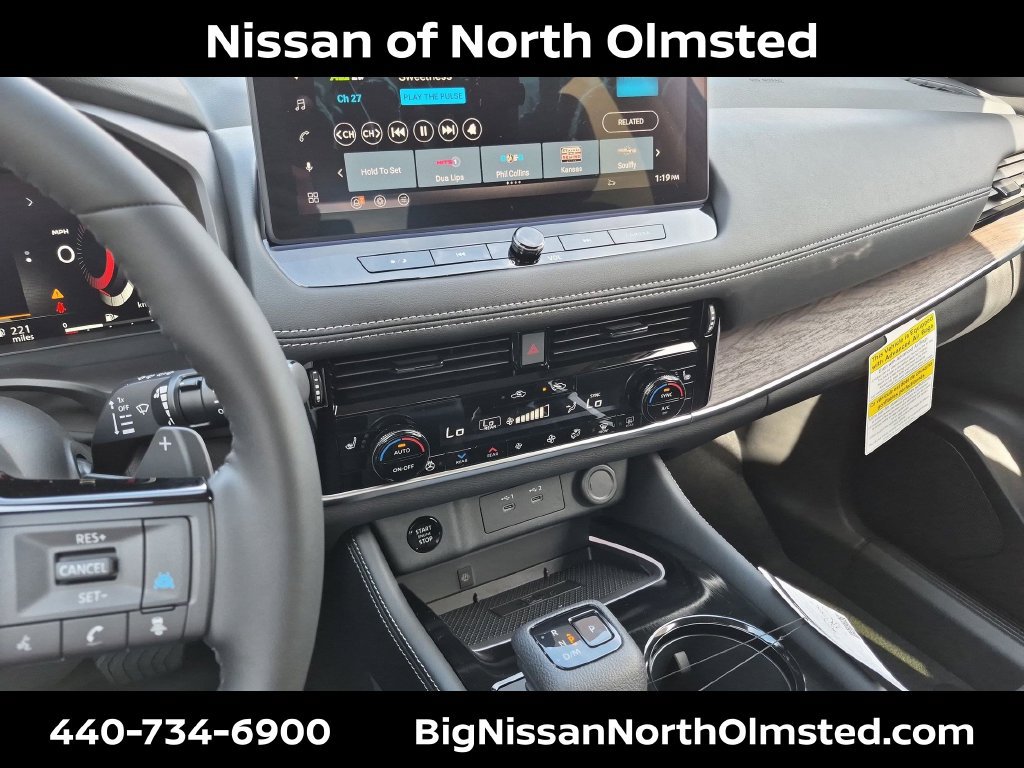 New 2026 Nissan Rogue Platinum w/ Platinum Premium Package AWD/4WD image 15