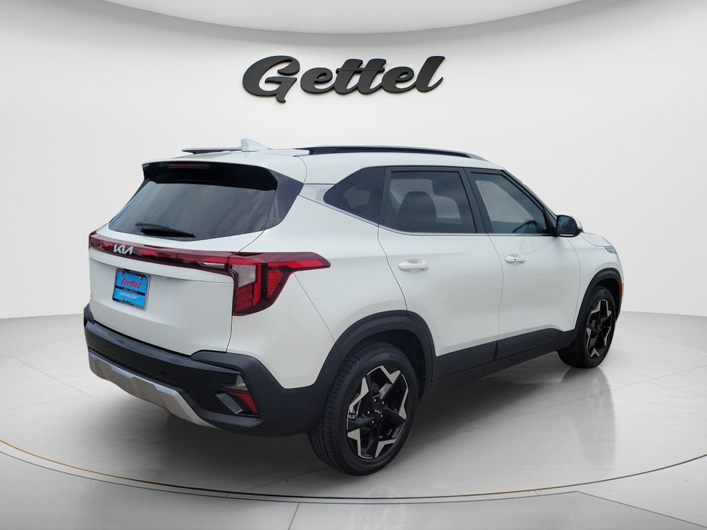 Used 2024 Kia Seltos EX FWD image 4