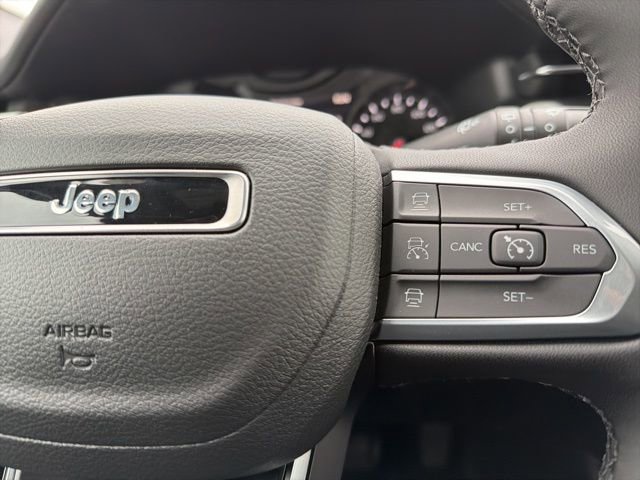 New 2026 Jeep Compass Limited AWD/4WD image 17
