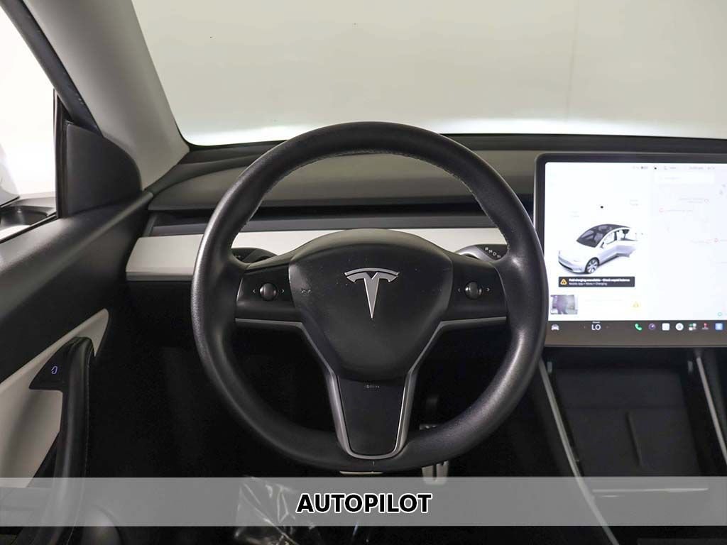 Used 2020 Tesla Model Y Long Range AWD/4WD image 3