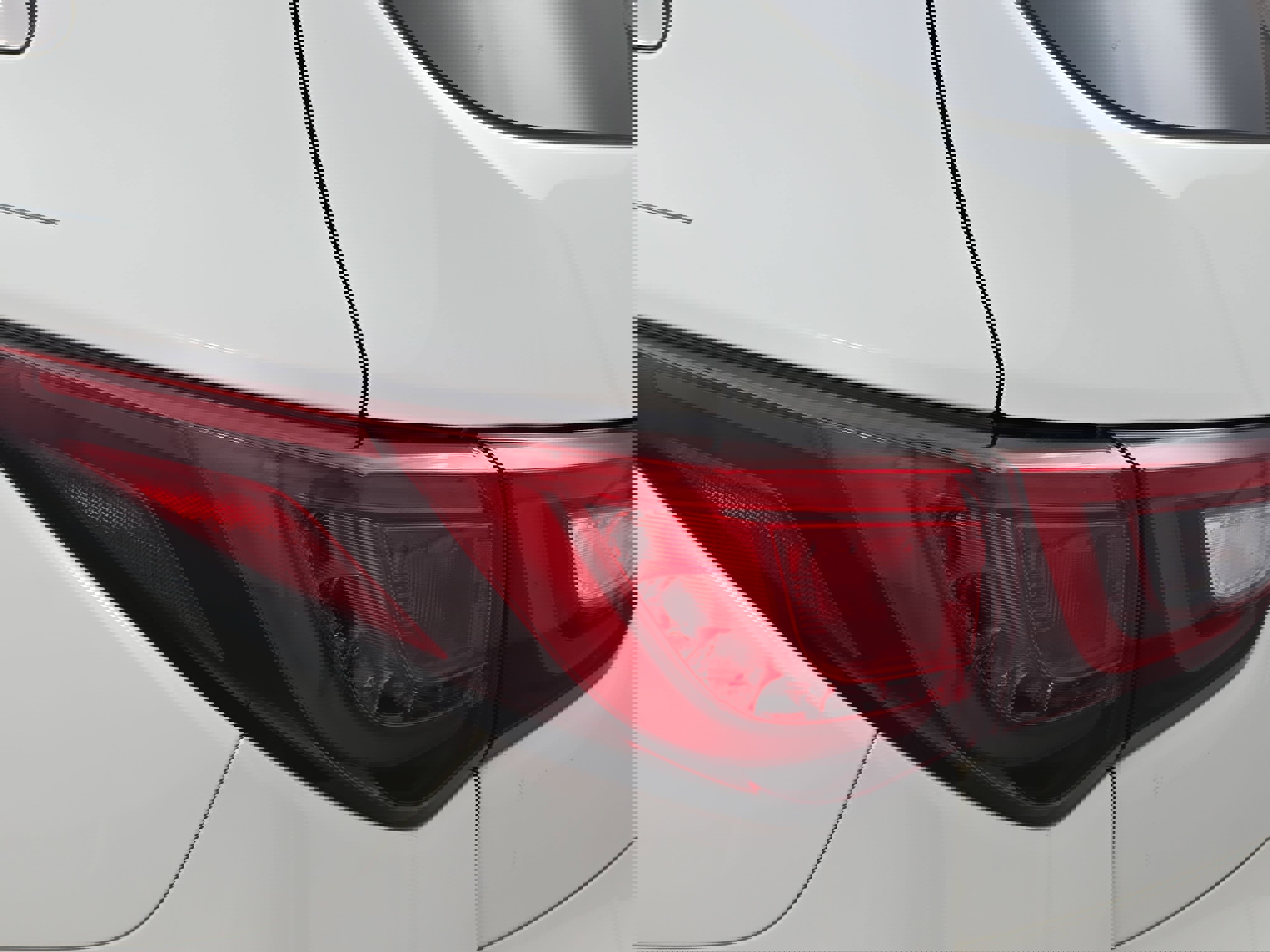 Used 2019 INFINITI QX60 Luxe w/ Essential Package image 36