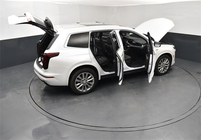Used 2023 Cadillac XT6 Premium Luxury w/ LPO, Floor Liner Package image 26