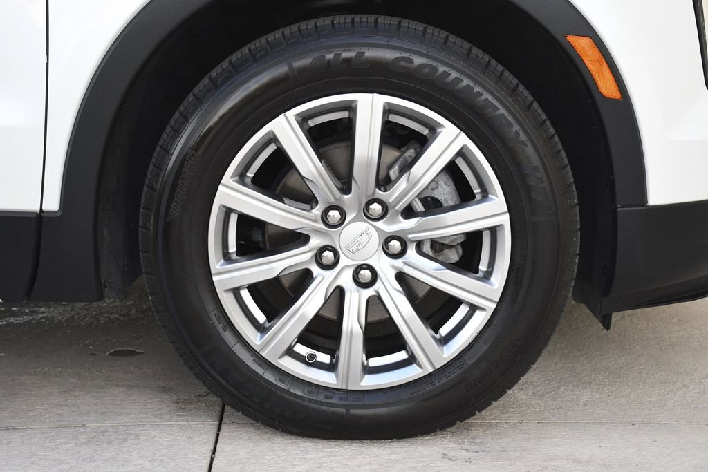 Used 2023 Cadillac XT4 Premium Luxury FWD image 32