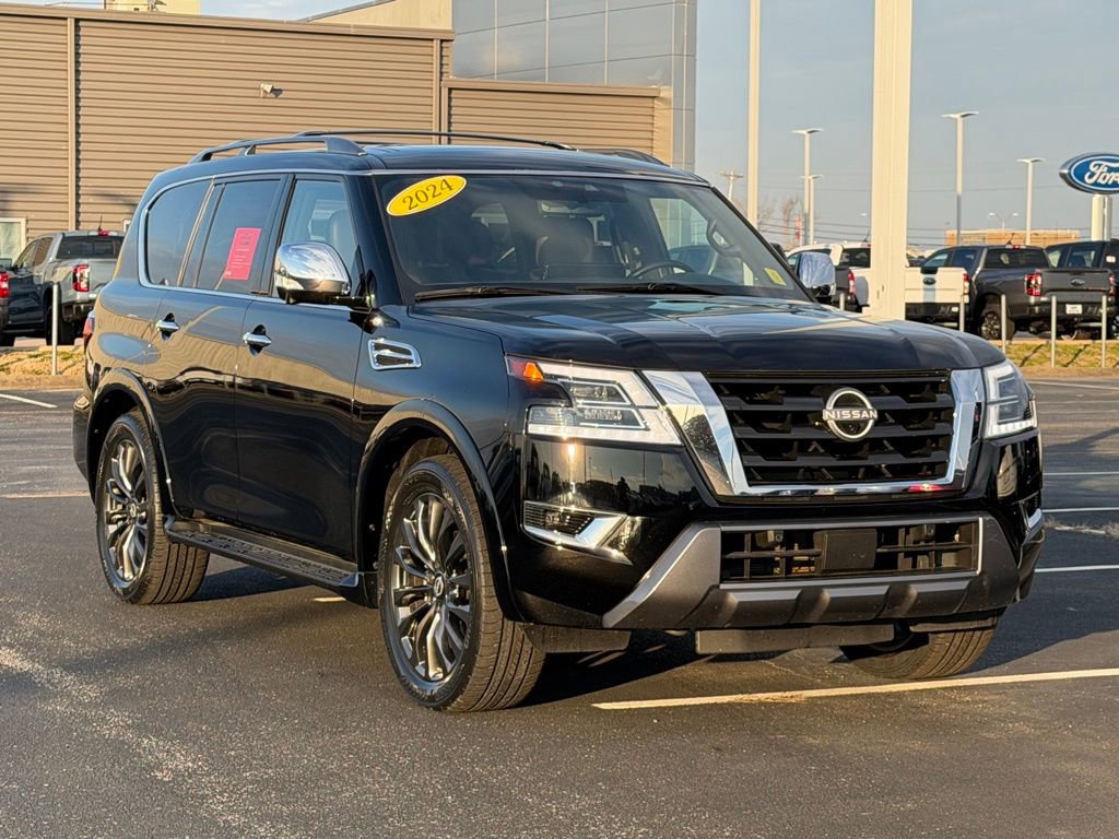 Used 2024 Nissan Armada Platinum w/ Captain's Chairs Package image 2