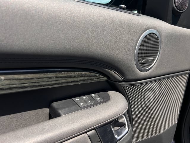 Used 2020 Land Rover Discovery HSE AWD/4WD image 11